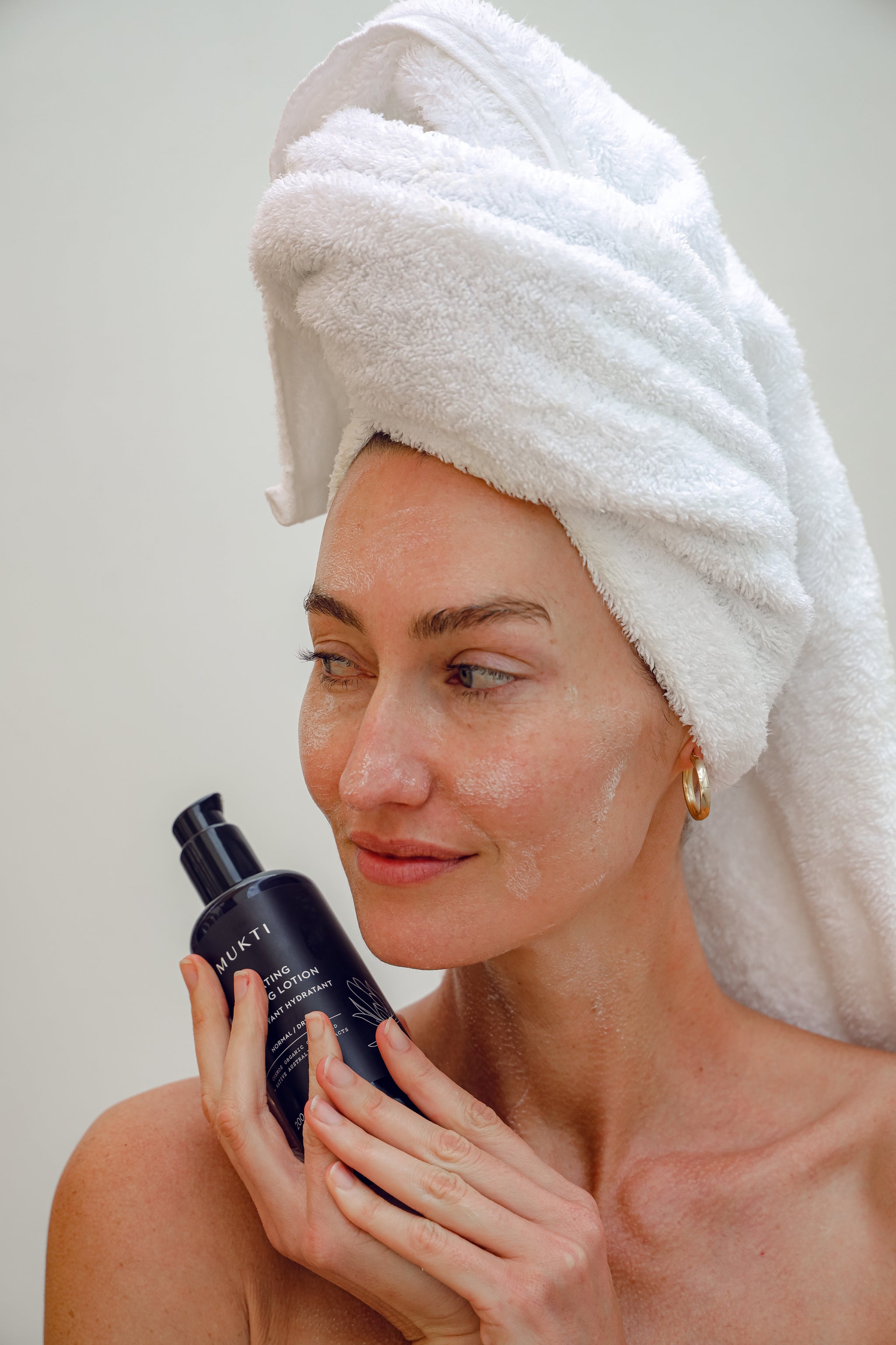 MUKTI Hydrating Cleansing Lotion 有機保濕潔面乳 [200ml]