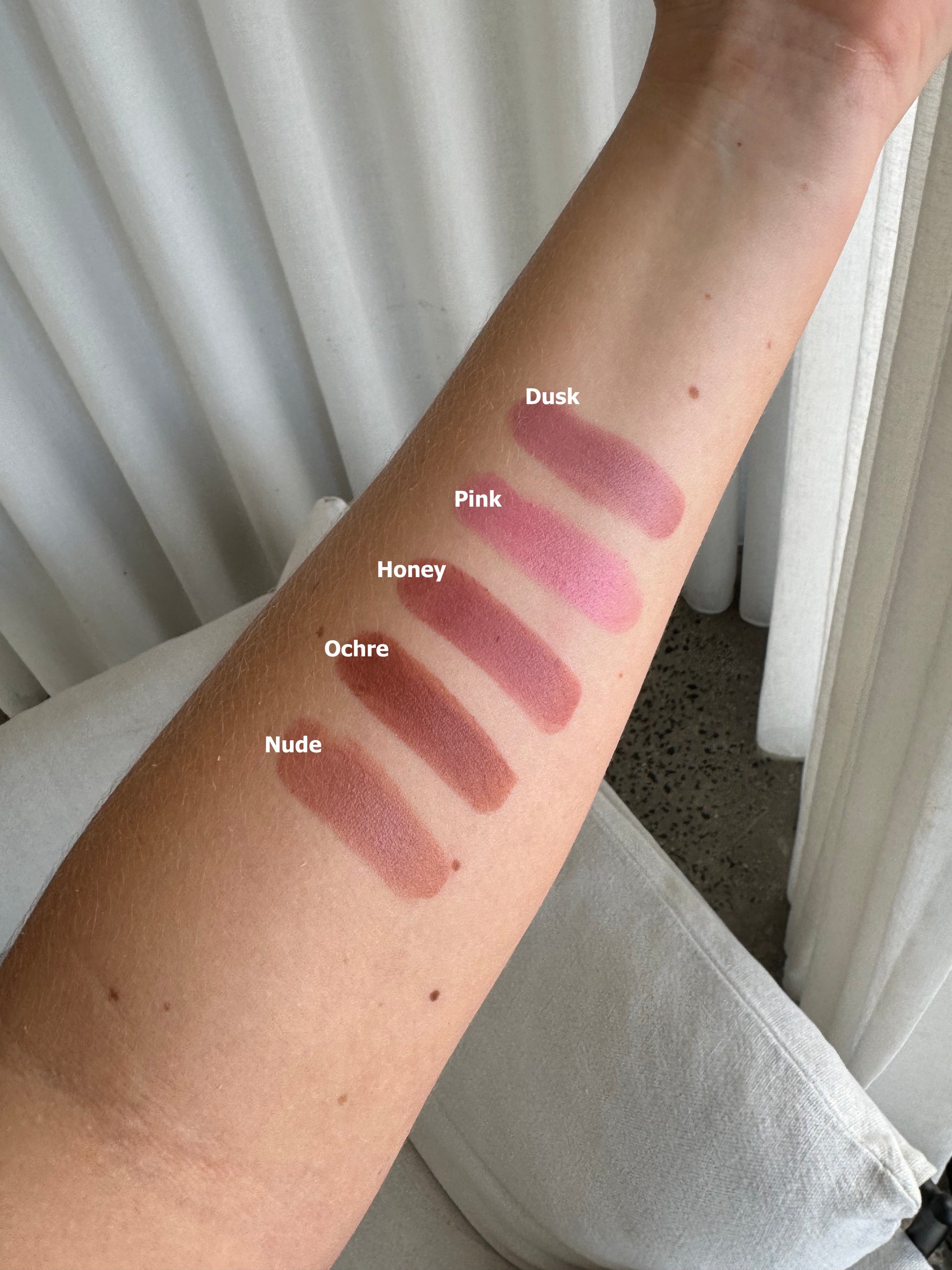 EYE OF HORUS Lipstick Satin 奢華緞面唇膏 DUSK [3.6g]